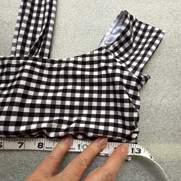 2 Bikini Tops - Black and White Gingham Tops - Abercrombie & Fitch - Picture 3 of 16
